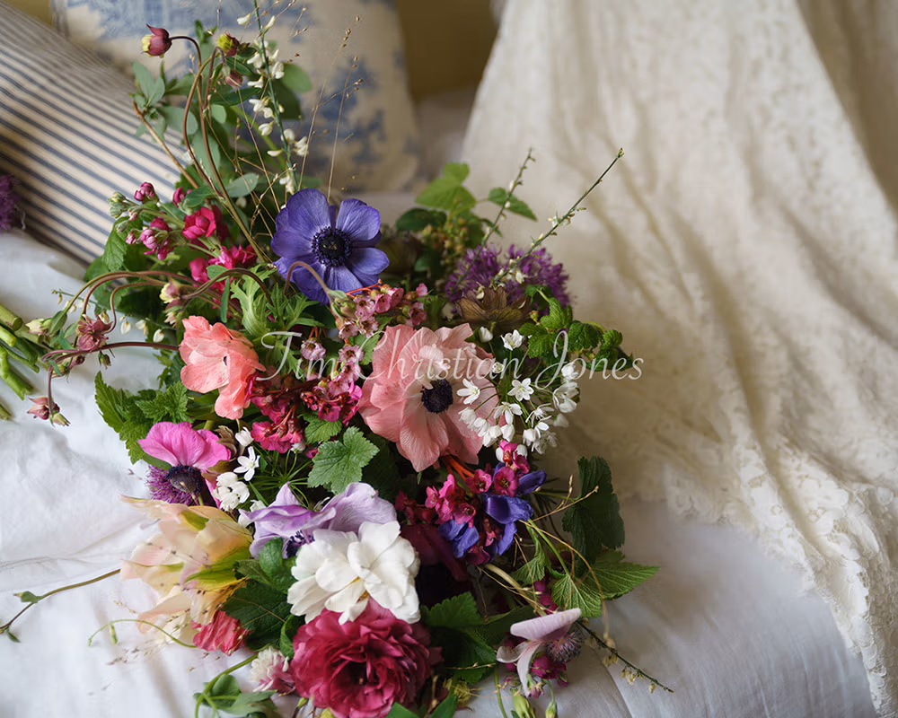 The gentle breeze across the image brings it to life